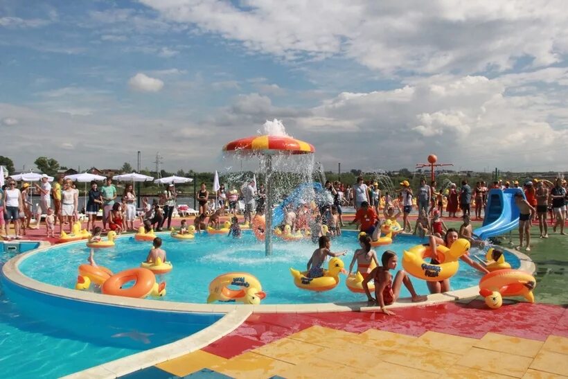 Альметьевский пляж. Альметьевский пляж. Городской пляж альметьевск бассейн. Городское озеро альметьевск. Альметьевск платный пляж.