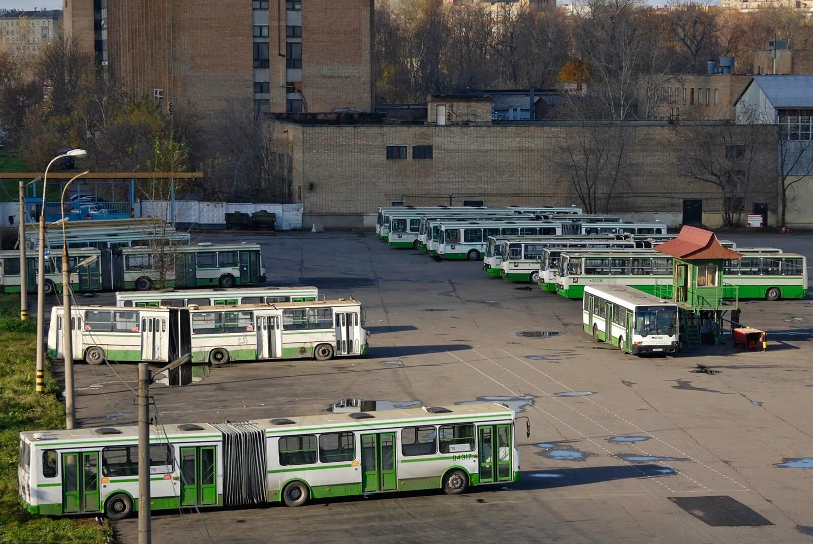 Гуп пассажиравтотранс автобусный парк номер 7. 20 пассажиравтотранс. Автобусный парк номер 2. Автобусный парк номер 2. Автобусный парк 2 спб гуп пассажиравтотранс.