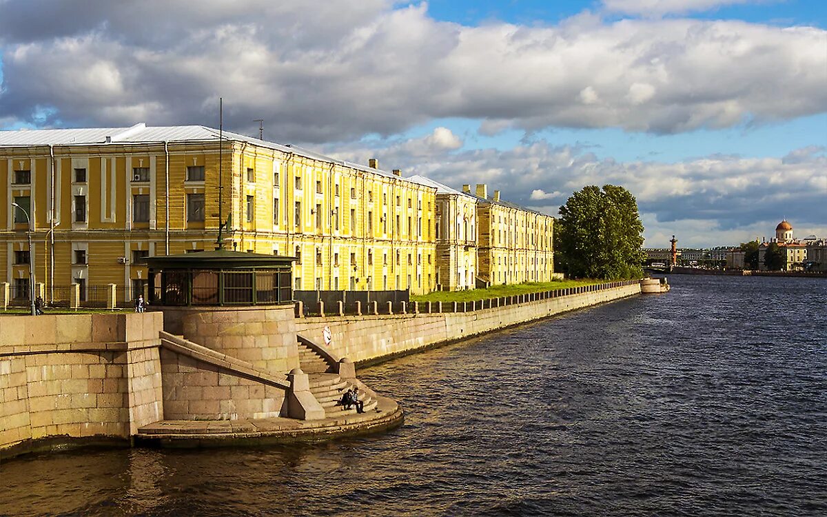 Кронверкский проток санкт-петербург. Тучкова набережная. Кронверкская набережная спб. Набережная кронверкского пролива. Набережная кронверкского пролива.
