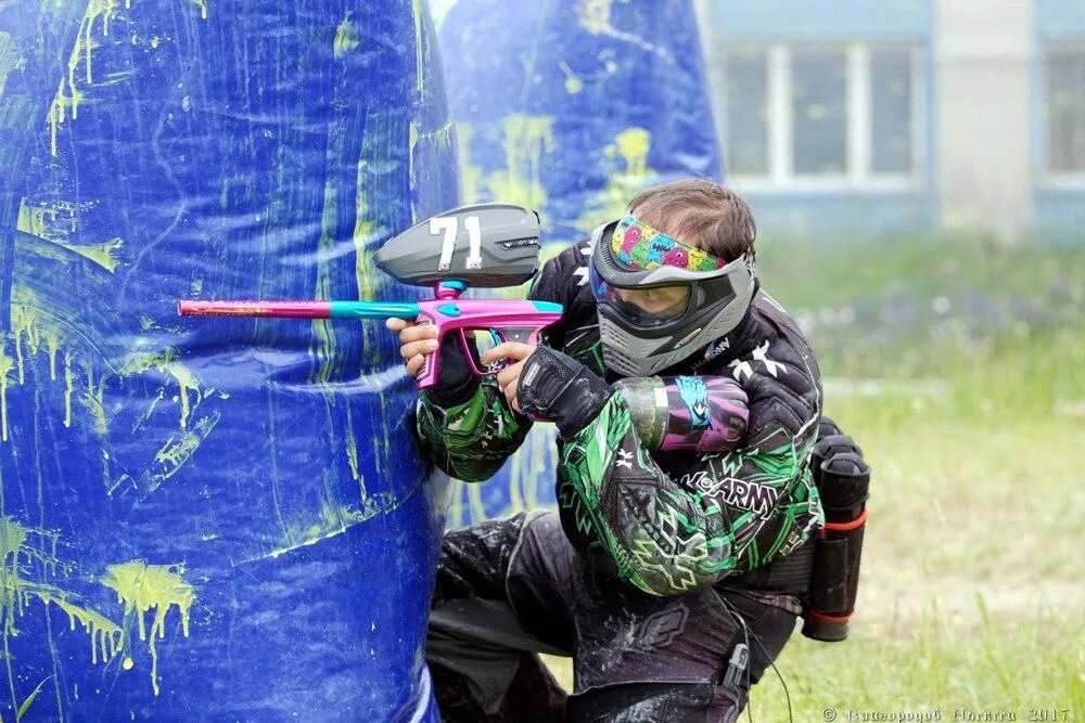 пейнтбол сургут. ангар 86 сургут пейнтбол 2017. лазертаг урай. пейтболист сергей солнышков. ангар 86 пейнтбол сургут.