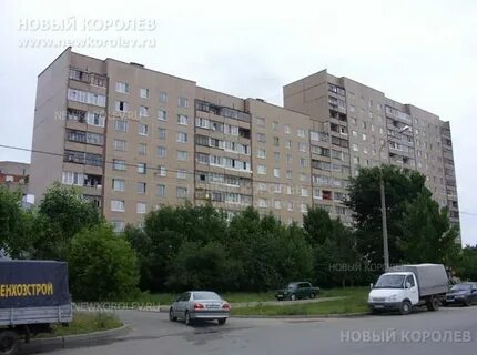 Космонавтов 43 г