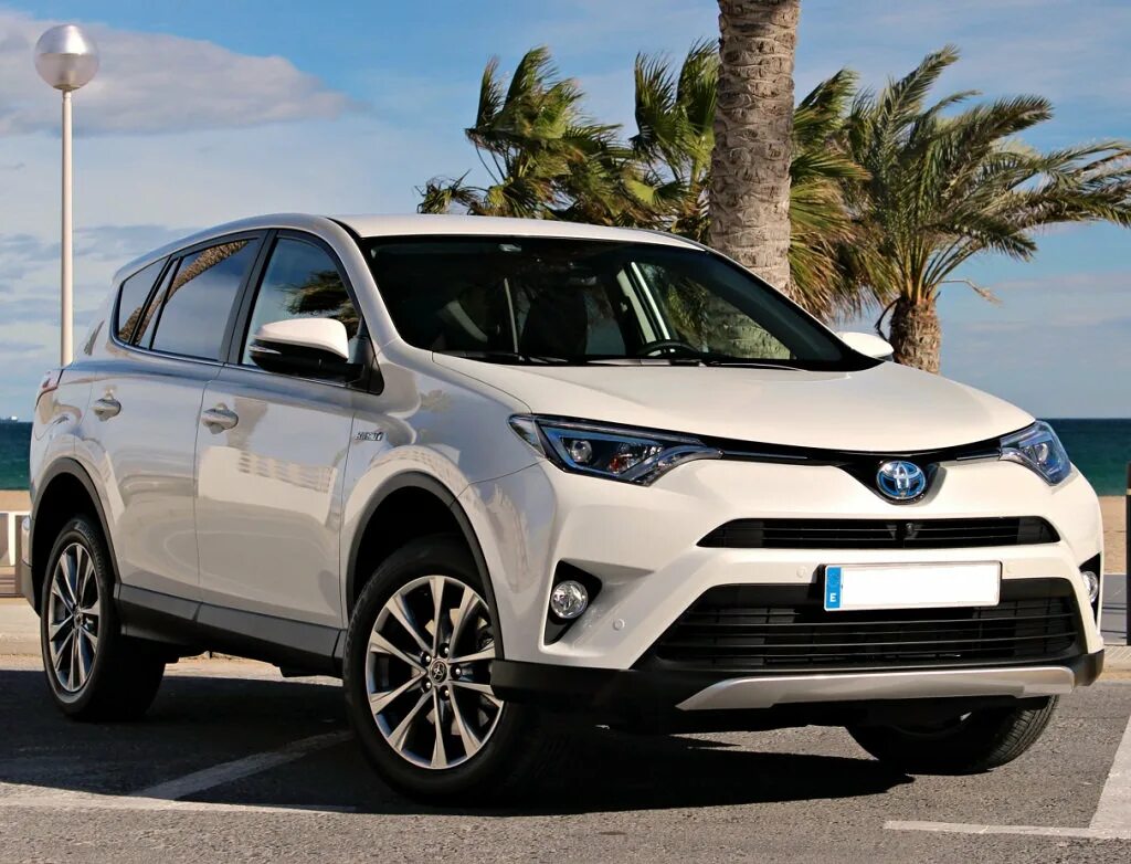 Тойота рав 4 4. Белая Тойота rav4. Тойота рав 4 белая. Тойота рав 4 в новом кузове.