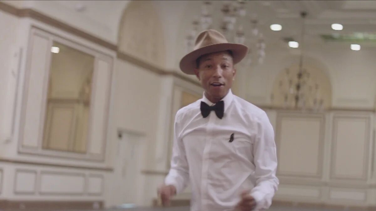 Песни happy williams. Вильям Фаррелл Хэппи. Pharrell Williams Happy. Фаррелл Уильямс 2021. Фаррелл Уильямс 2022.