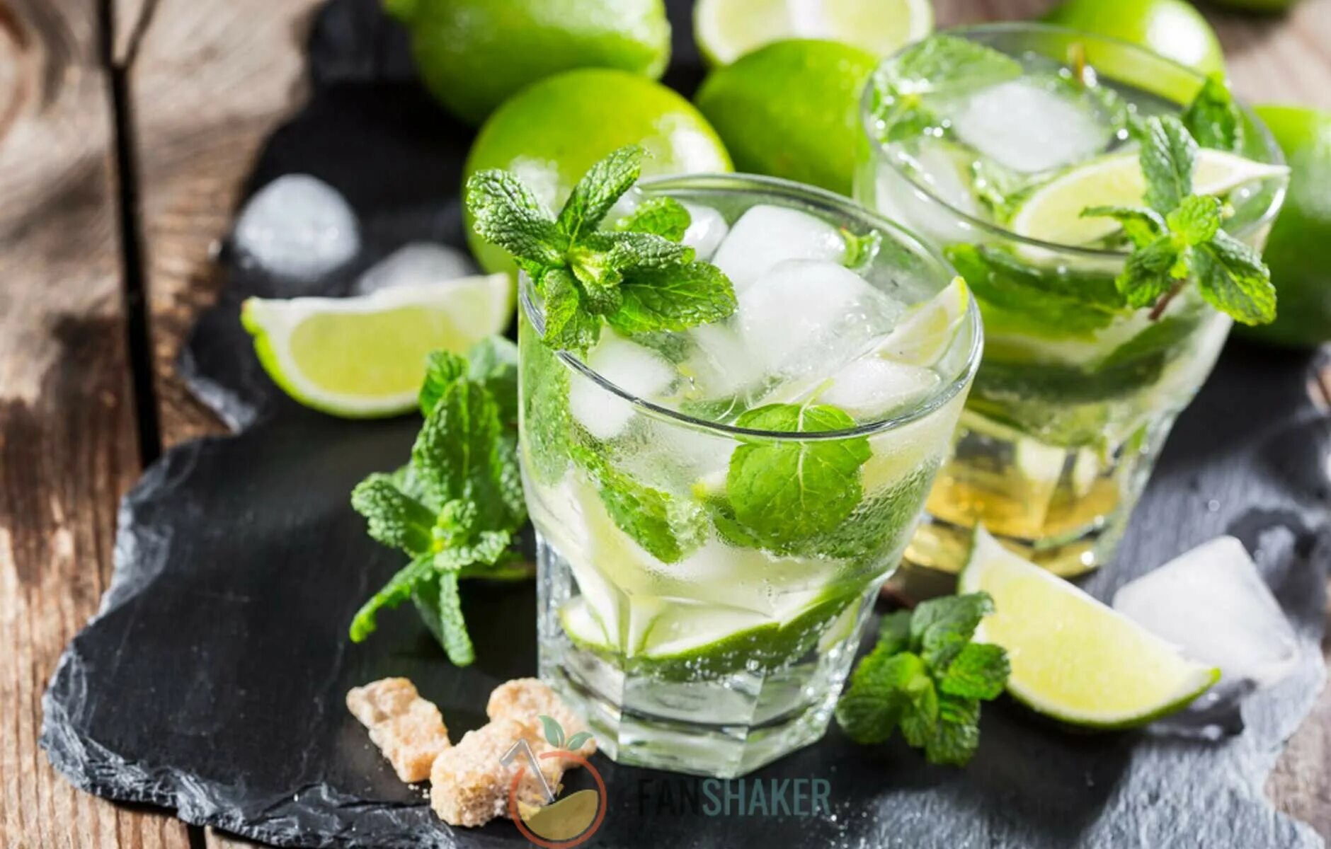 Мохито и до утра. Mojito напиток безалкогольный. Мохито напиток. Мохито лимонад безалкогольный. Классический Мохито алкогольный.