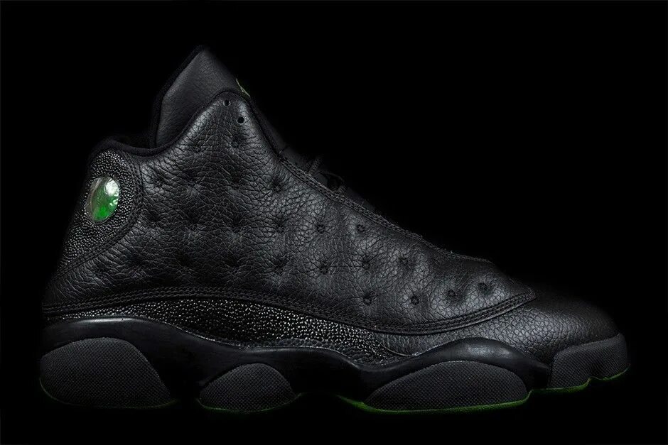 Jordan 13 cap and gown. Air jordan 13 black. air jordan 13 retro. nike air jordan 13 black. nike air jordan 13 черные кожаные.
