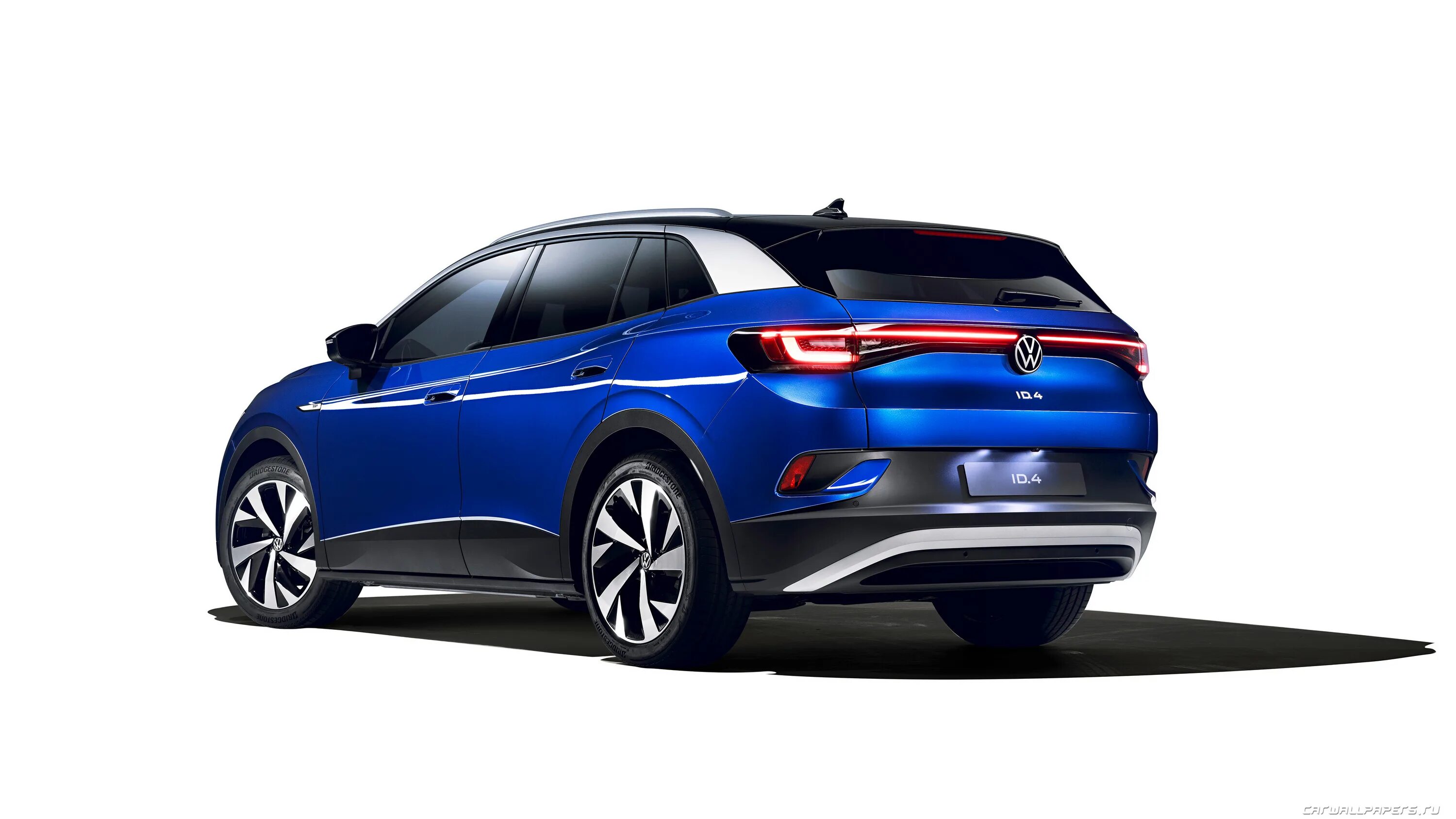 Vw id4 crozz. Volkswagen 2023. Электро фольксваген 2021. 4. Электро volkswagen id4.