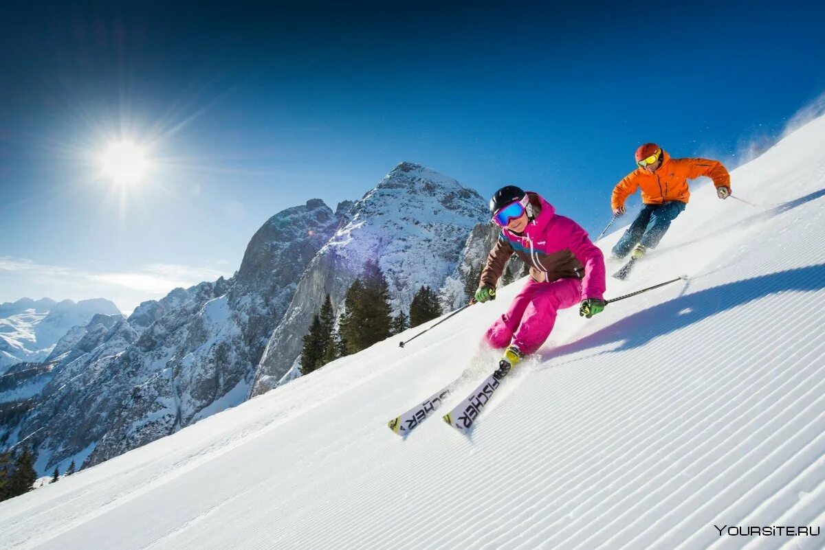 Горные виды спорта. Горнолыжный спорт. Горнолыжный туризм. Катание на горных лыжах. Горные лыжи спорт.