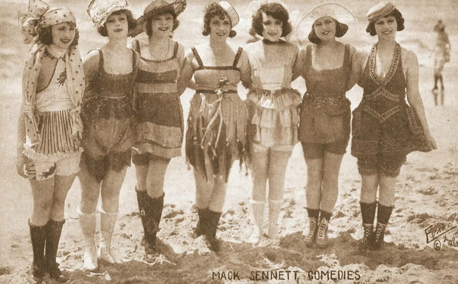 Мода после революции. Мода 1900-х годов женщины. костюмы 1920 годов. мода до революции. мода 1918 года.