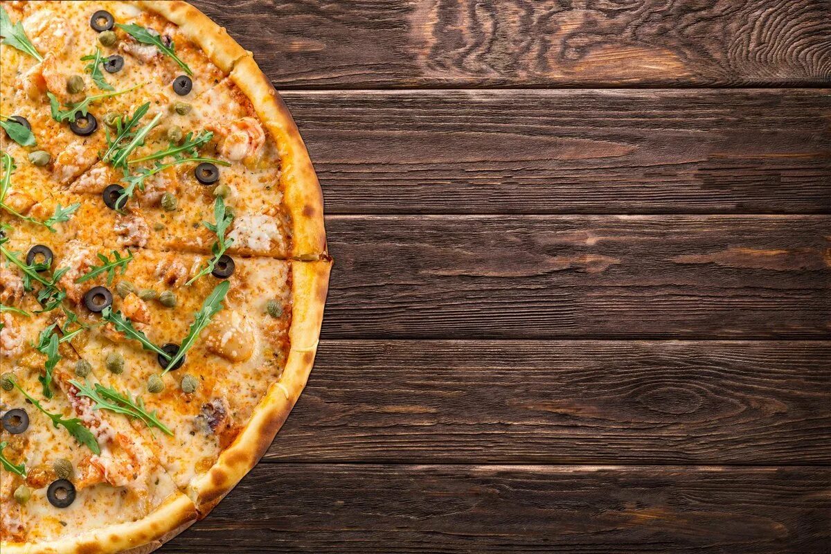 Итальянская пицца без фона. Пицца обои. Welcome to pizza. Пицца с базиликом. Фон для пиццерии.