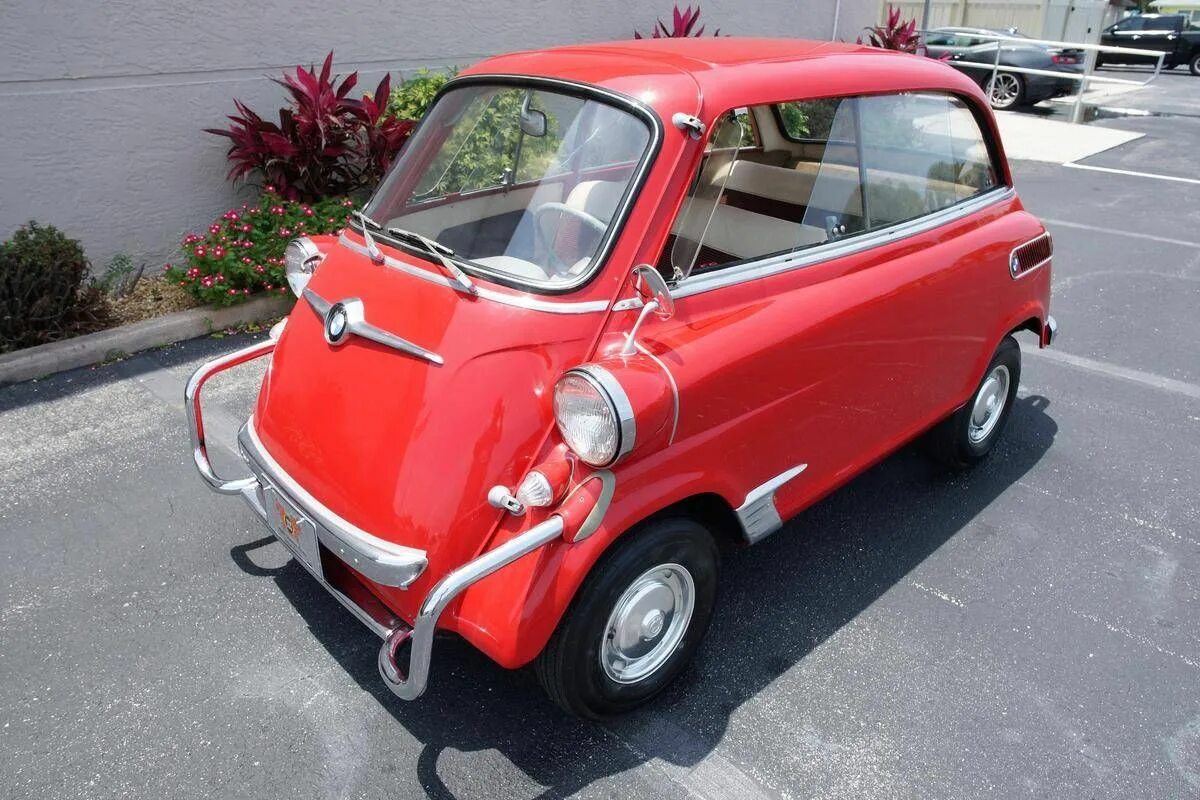 Items car. BMW Isetta 600. BMW Isetta 1959. Изетта 600. BMW 600.