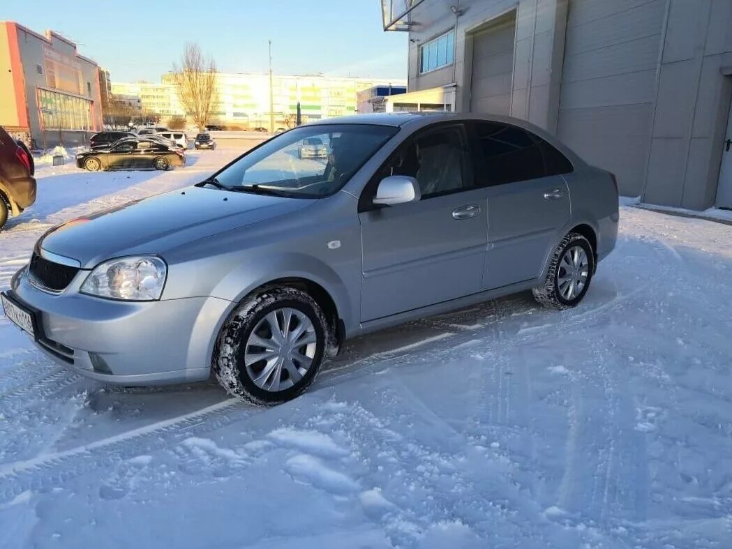 Куплю лачетти б у. Chevrolet Lacetti 2011. Шевроле Лачетти 2008 серебристый. Chevrolet Lacetti 1.6. Chevrolet Lacetti седан серебристый.