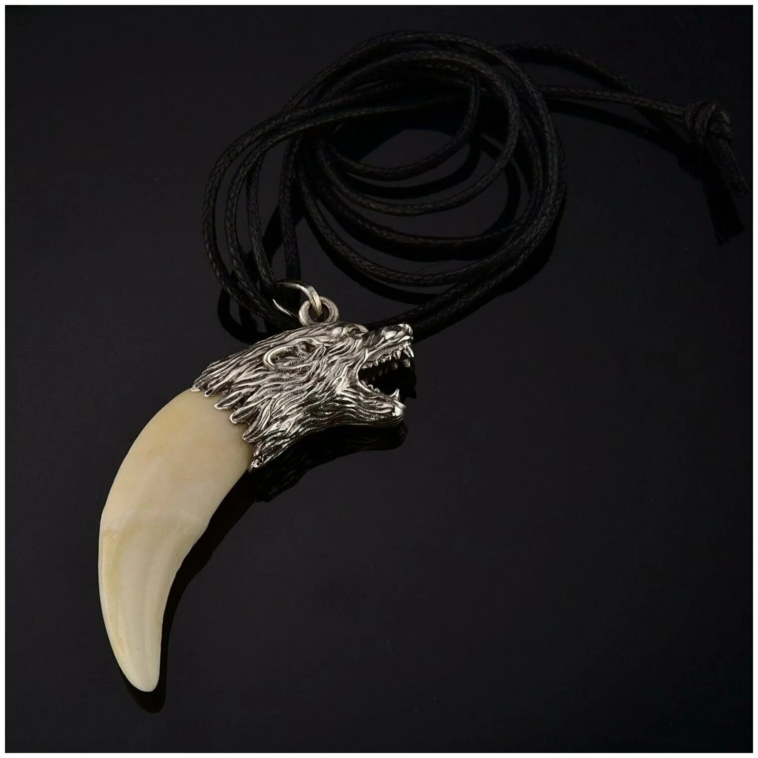 талисман клык. амулет клык волка. амулет клык волка. волчий клык вальхейм. славянский оберег клык волка.