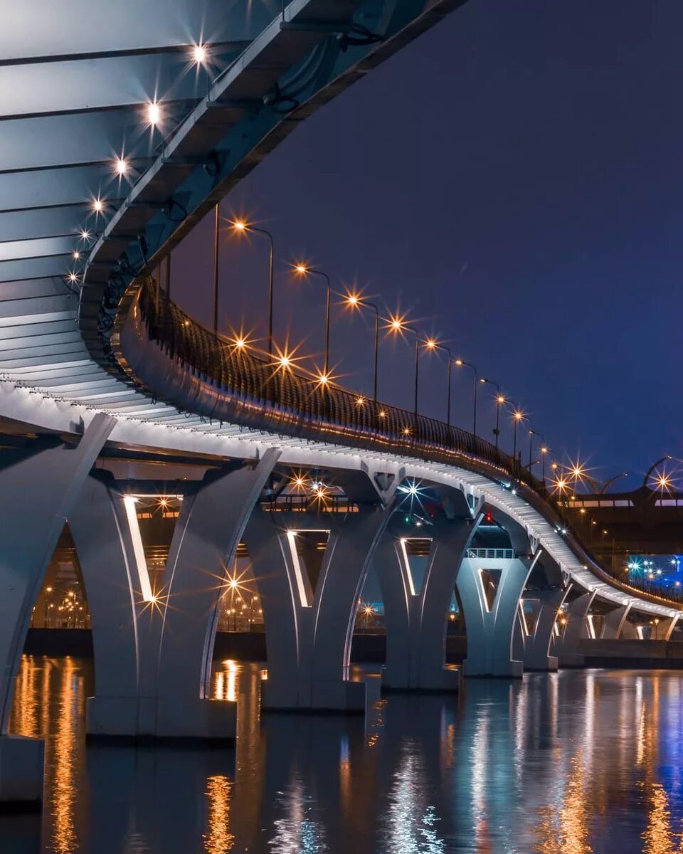 Самый красивый мост петербурга. Яхтенный мост Санкт-Петербург. Пешеходный мост ЗСД. Яхтенный мост СПБ. Яхтенный пешеходный мост в СПБ.