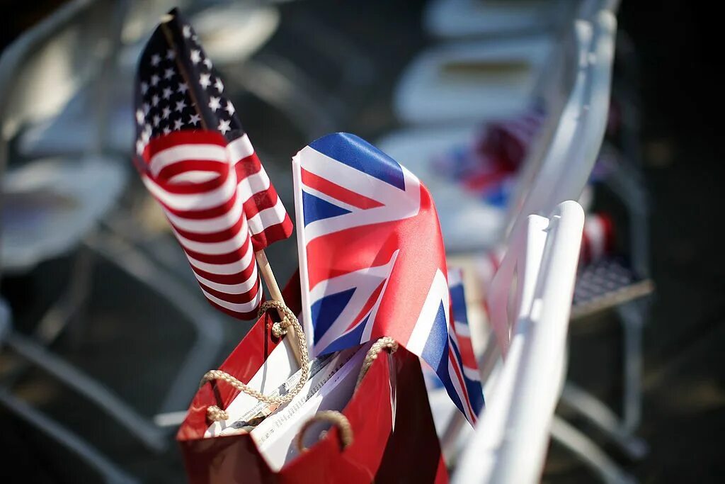 Британия сша. Британия против сша. Англия британия америка. Британия сша. Британия сша.