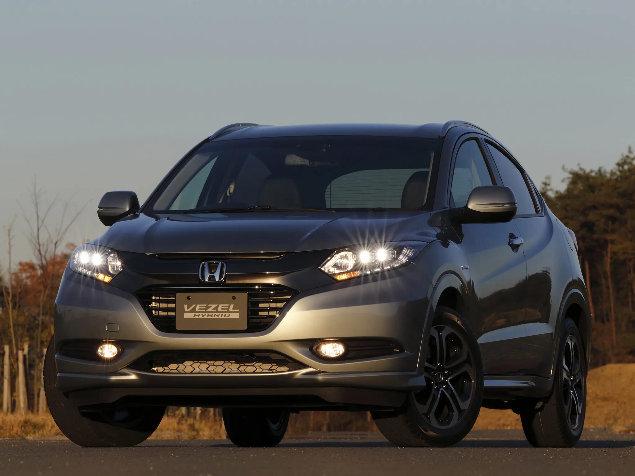 Honda Vezel. Honda Vezel Hybrid. Кроссовер Honda Vezel. Honda Vezel 2014 гибрид. Купить хонда визель