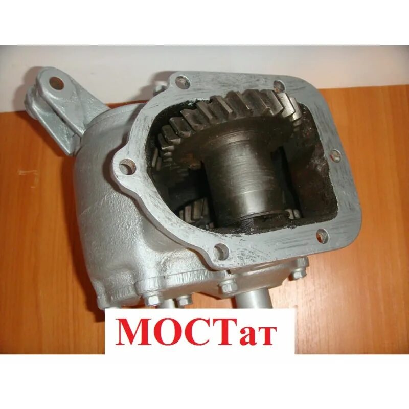 Заглушка на коробку отбора мощности газ 66. Коробка отбора мощности газ 66. Коробка отбора мощности газ 66. Коробка отбора мощности газ 66. Фланец коробки отбора мощности газ 66.