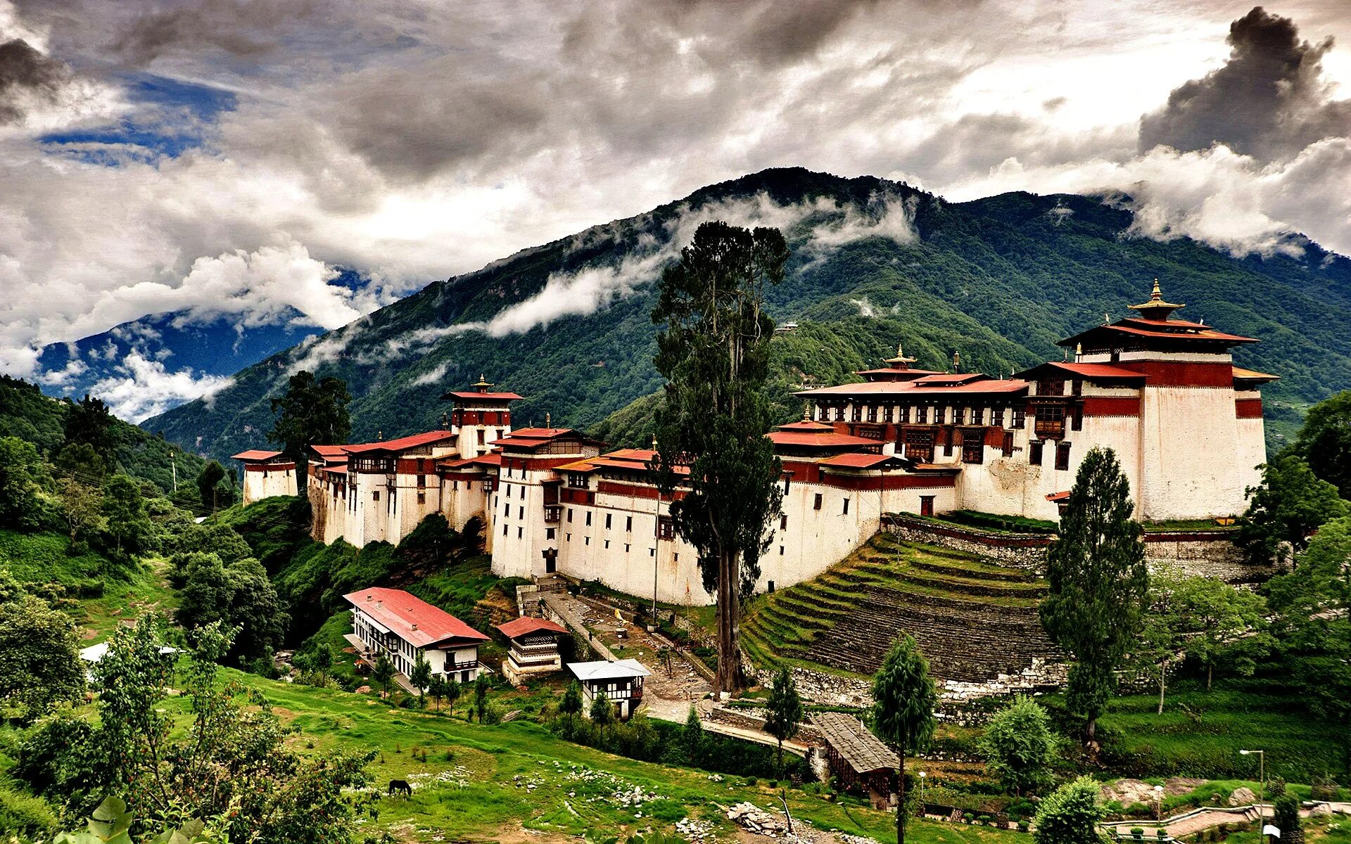 Тронгса-дзонг бутан. Королевство бутан (Bhutan). Пунакха-дзонг бутан. Королевство бутан достопримечательности.