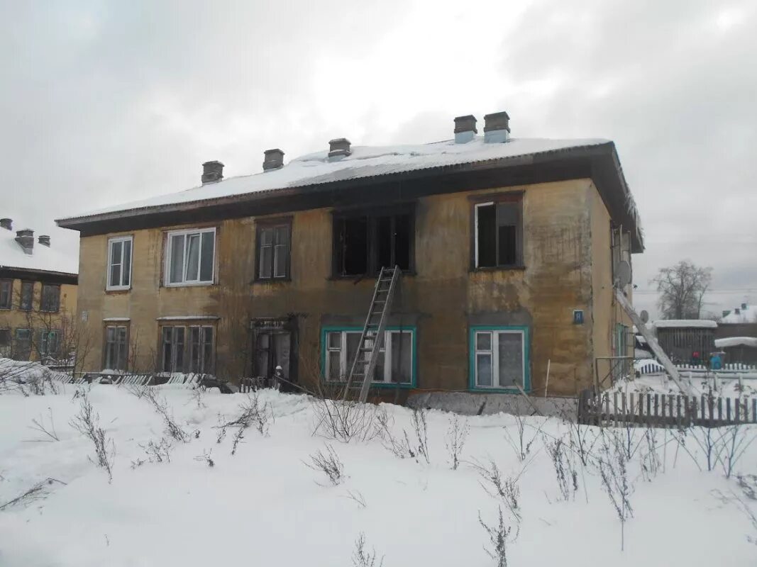 Посёлок демьяново кировской. Демьяново подосиновский храм. Поселок демьяново. Кировская область поселок пгт демьяновва. Лпк полеко демьяново.