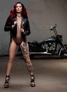 Cervena fox naked