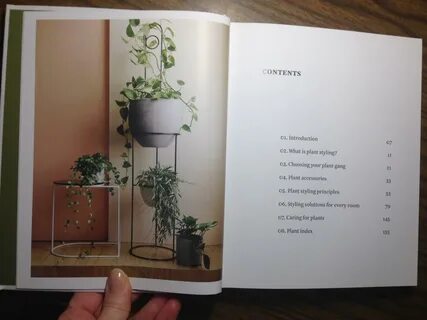Книга plants