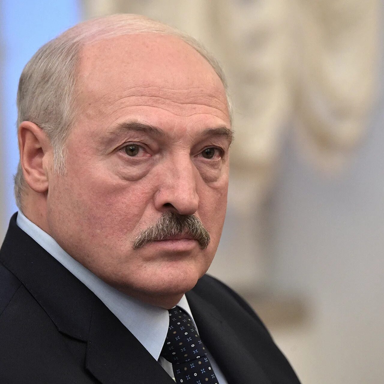 Усы лукашенко телеграмм. Лукашенко портрет.