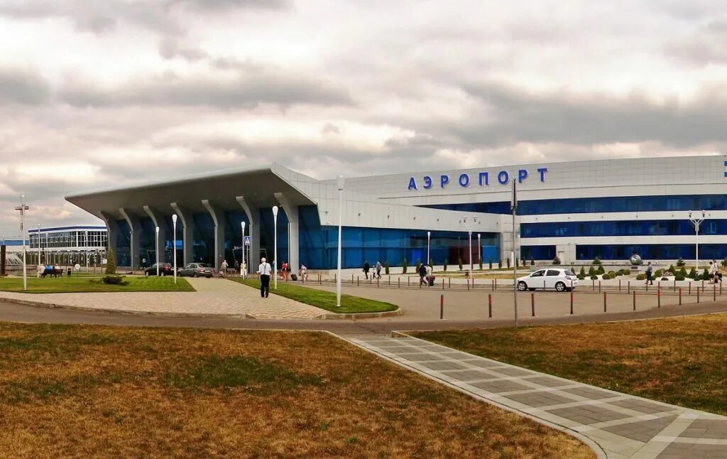Аэропорт Минеральные воды. Аэропорт кавказские Минеральные воды. Аэропорт Минеральные воды фото. Аэропорт Лермонтова Минеральные воды.