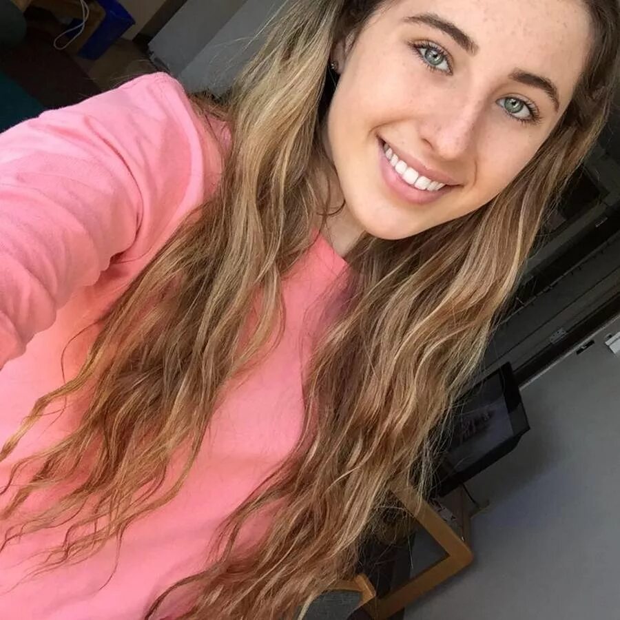 красивые 20 летние девочки. 20 летняя женщина. Anna von klinski модель. девушка 20 лет. обычные русские девушки.