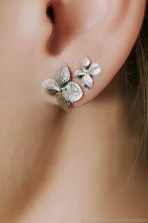Серебряные сережки гвоздики