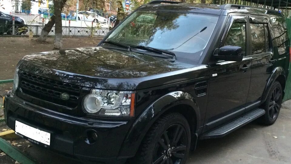 Discovery black. Ленд ровер дискавери 3 черный. Land rover discovery 3 black. Discovery black. Discovery black.