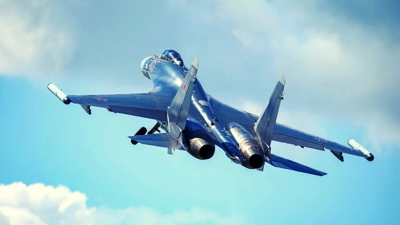 Воронка в центре Белгорода: "Нештатный сход боеприпаса самолёта Су-34." Боец Нев