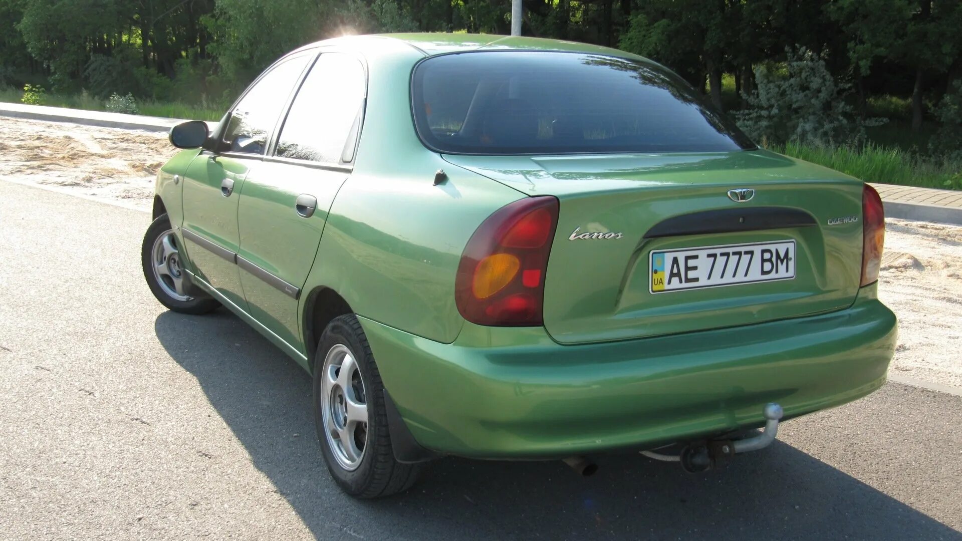 Chevrolet lanos 1.5. Chevrolet lanos ЗАЗ chance Daewoo. Шевроле Ланос зеленый. Chevrolet lanos 2004-2010. Купить шевроле ланос ново