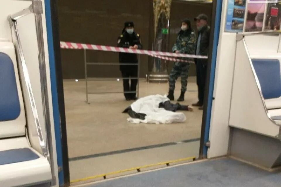 Пожар в метрополитене. Что произошло в метро екатеринбург сегодня. Екатеринбургский метрополитен уральская. Пожар в екатеринбурге. Екатеринбургский метрополитен 11.