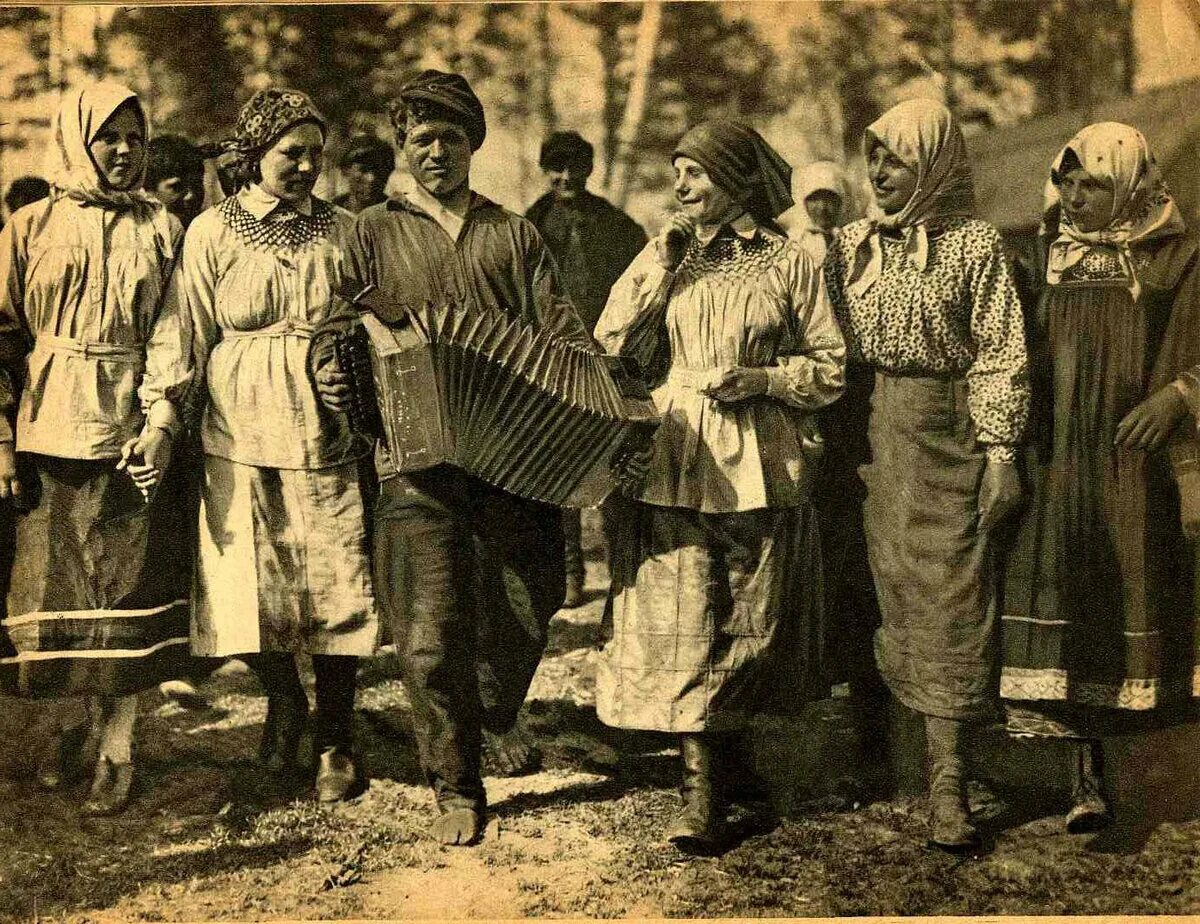 Деревня 1920 годов. Крестьяне 19 века в Ставрополье. Духоборы в Канаде. Крестьяне 1920. Русские крестьяне.