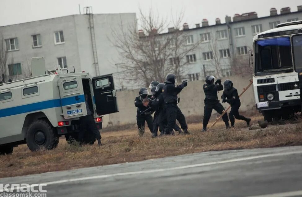 Стерлитамак омон. ОМОН. Омский ОМОН. ОМОН МВД. ОМОН фото.