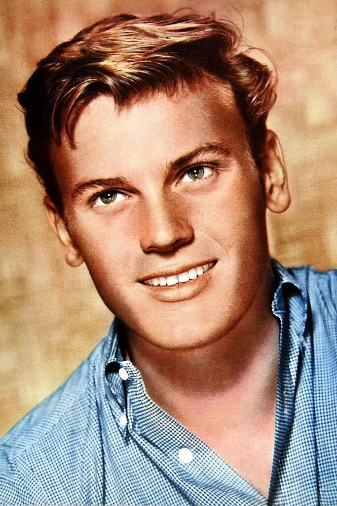 Таб хантер. Тэб хантер. тэб хантер в молодости. tab hunter. артист таб хантер.