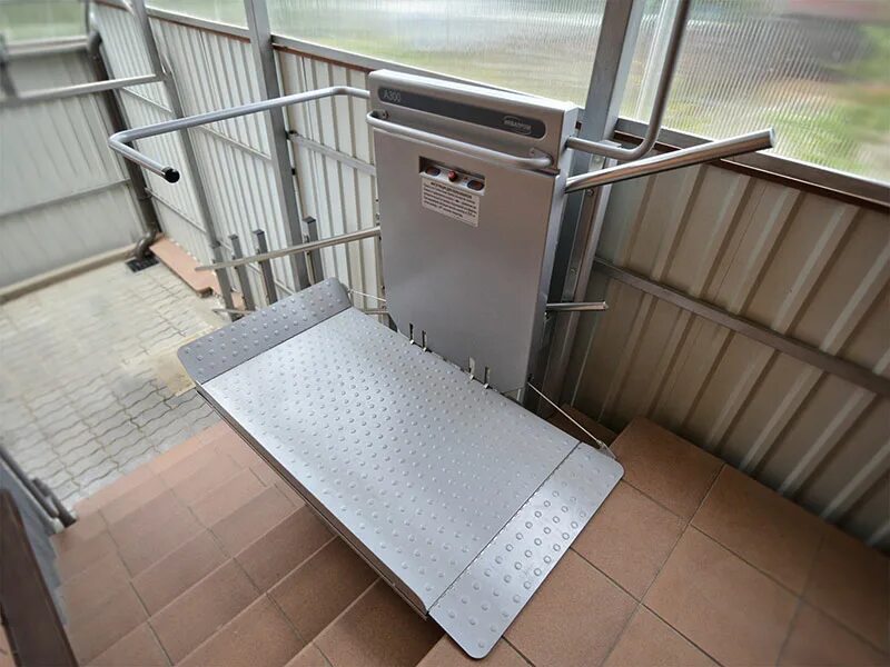 Наклонный подъемник пту 003н. Платформы наклонные для инвалидов. Платформы наклонные для инвалидов. Рпм-01 наклонный подъемник для инвалидов. Подъемник для инвалидов ппи 225.