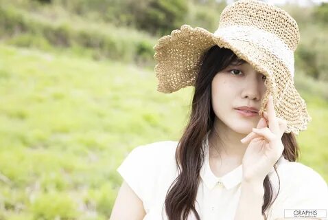 Graphis 2022.09.30 Gals Nao Jinguji 神 宮 寺 ナ オ " Gimme! " 