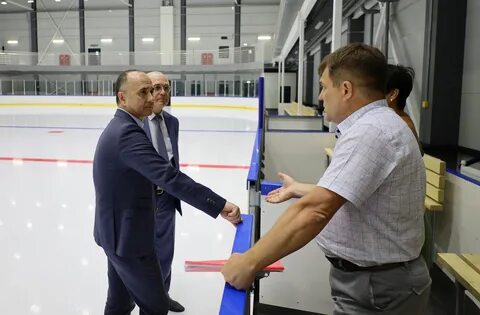 Ледовый новошахтинск расписание