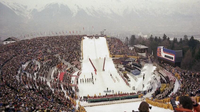 Церемония открытия ои 1976 инсбрук. Инсбрук олимпийские игры. Инсбрук олимпийские игры. Олимпийские игры инсбрук 1976. Инсбрук олимпийские игры.