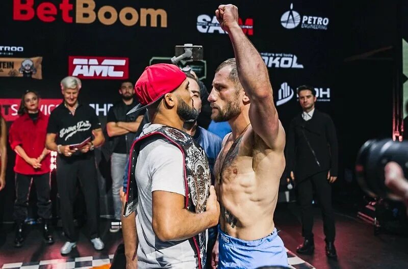 Broke boys fight nights