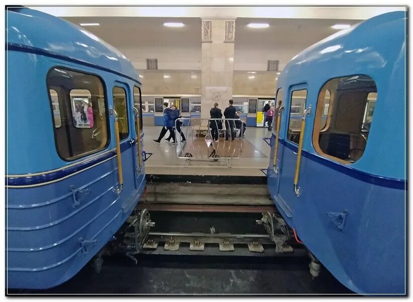Парад поездов 2025 год. Парад поездов московского метро 2025. вагоны метро 2025. вагон метро москва 2025. поезд метро.