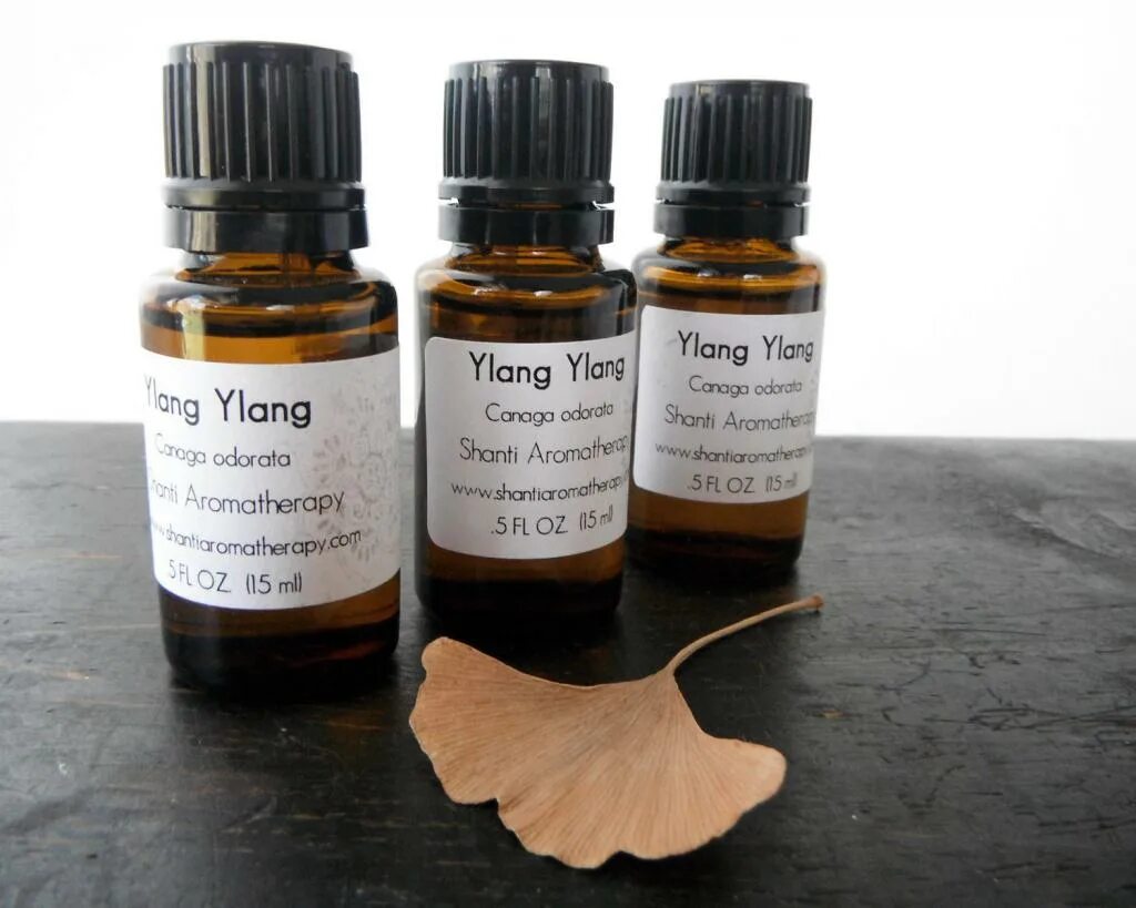 Эфирное масло иланг-иланг. Ylang Ylang Essential Oil. Ароматическим маслом иланг-иланг. Масло эфирное иланг-иланг фл. 10 Мл. Афродизиак масло для женщины