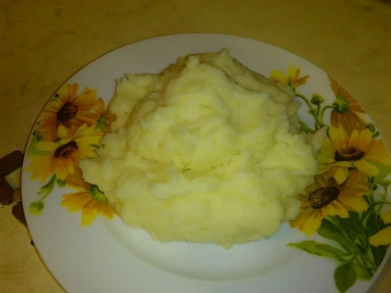 пюре картофельное рецепт без яиц. картофельное пюре с комочками. гарниры для детей. картофельное пюре с яйцом и маслом. чудесник картофель пюре.