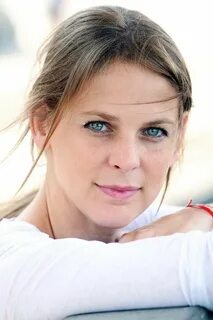 Hillary Baack A legjobb filmek és sorozatok sFilm.hu.