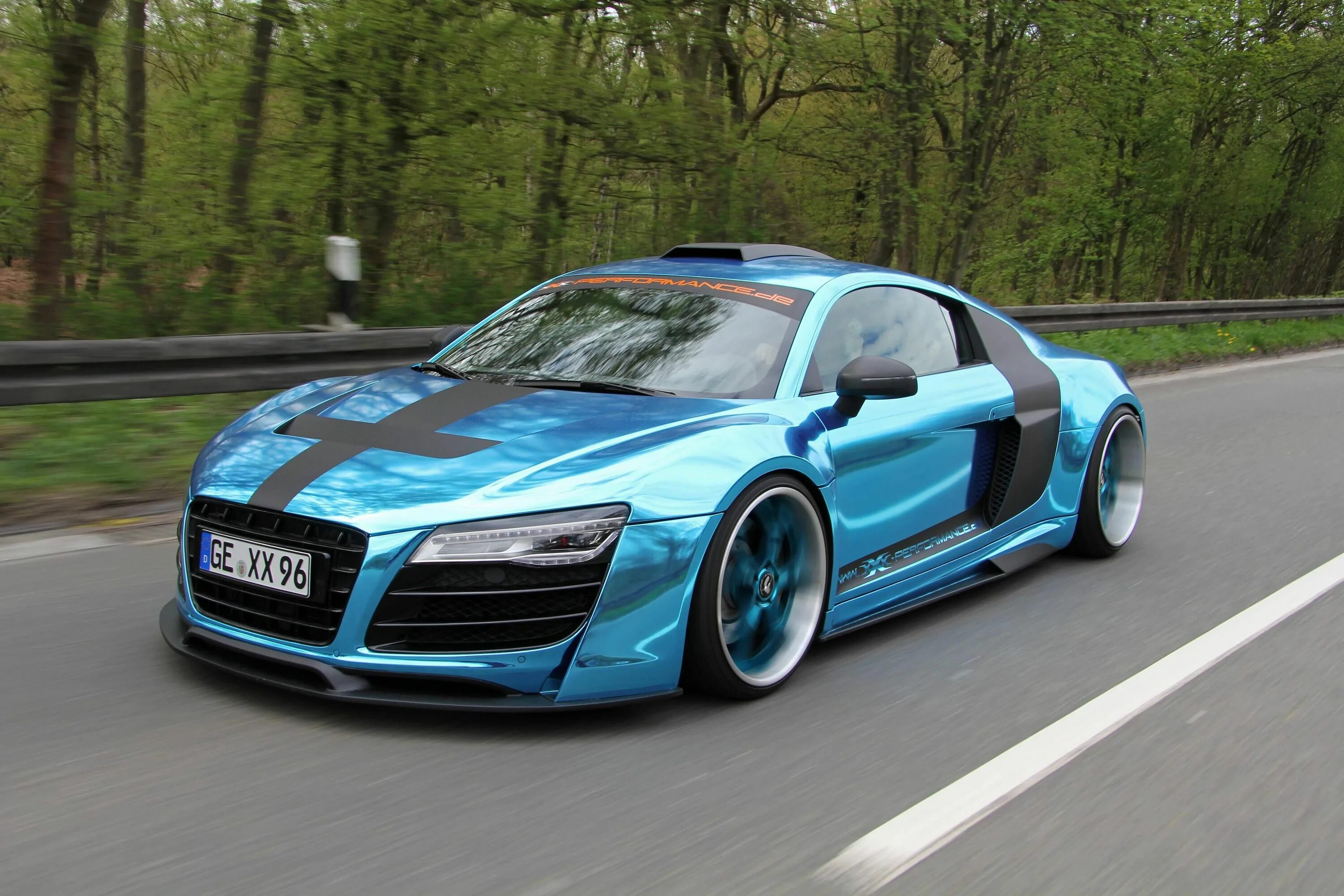 Cars 8. Audi r8. Спортивные Ауди р8. Audi r8 Tuning. Ауди р8 голубая.