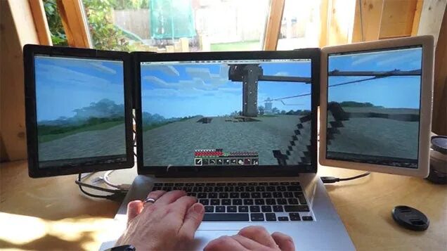 Multi screen. Тройной экран для ноутбука. double screen gaming laptop. packed pixels монитор. монитор из айпад для windows.