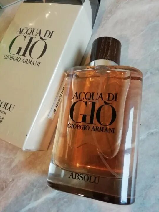 Acqua di gio absolu. Acqua di gio Giorgio Armani Absolu мужские. Giorgio Armani acqua di gio Absolu черная упаковка. Армани Аква ди Джио Верхние Ноты. Acqua di gio Giorgio Armani Absolu мужские пирамида.