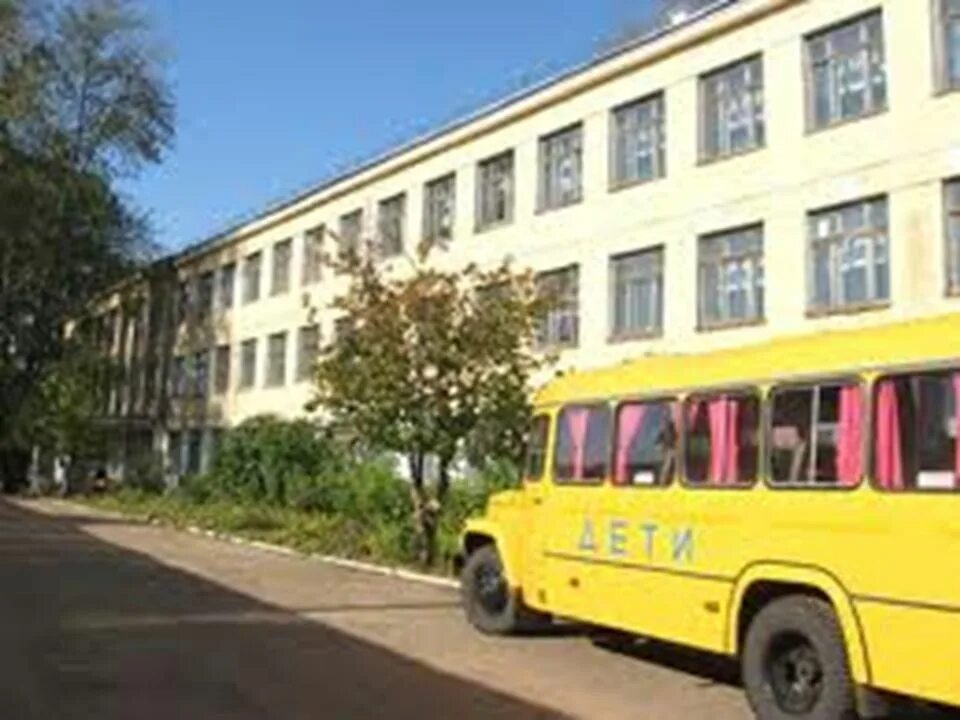 Школа 3 интернат волгоград. Школа 1 волжск. Волжская школа интернат. Школа интернат волжский лпк. Интернат волжск марий эл.