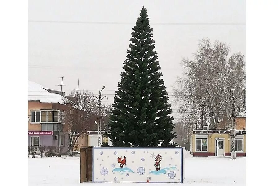 Поселок Первомайский Коркинский район. Посёлок Первомайский Челябинская область Коркинский. Коркинский район поселок Первомайский 28. Площадь поселка Первомайский Коркино. П первомайский челябинская область