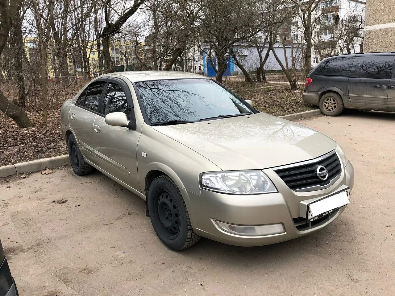 Купить б/у Nissan Almera Classic I 1.6 AT (107 л.с.) бензин автомат в Москве: се